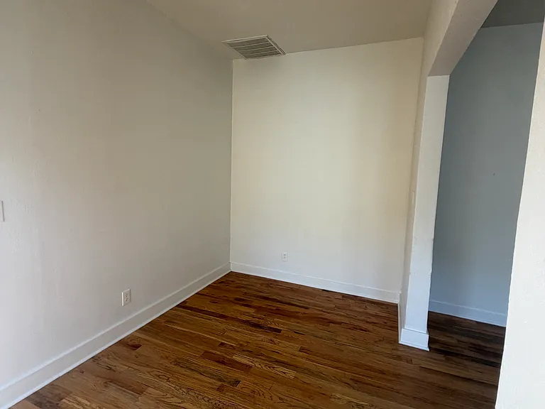 2503 Lipscomb St #S — Photo 7