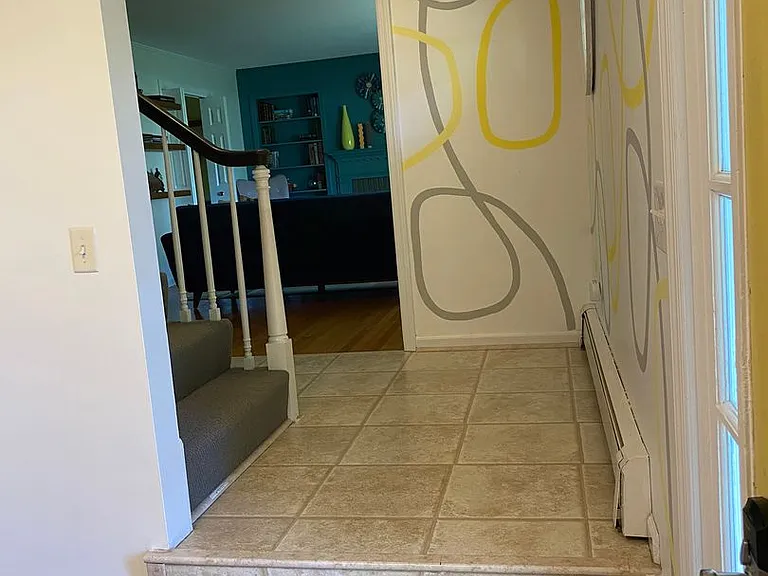 65 Leroi Dr — Photo 6