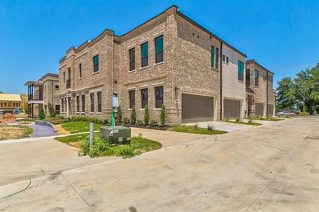 1st image of 307 Sunset Ln #102