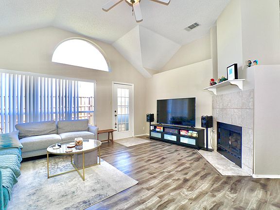 4th image of 817 Ingleside Dr