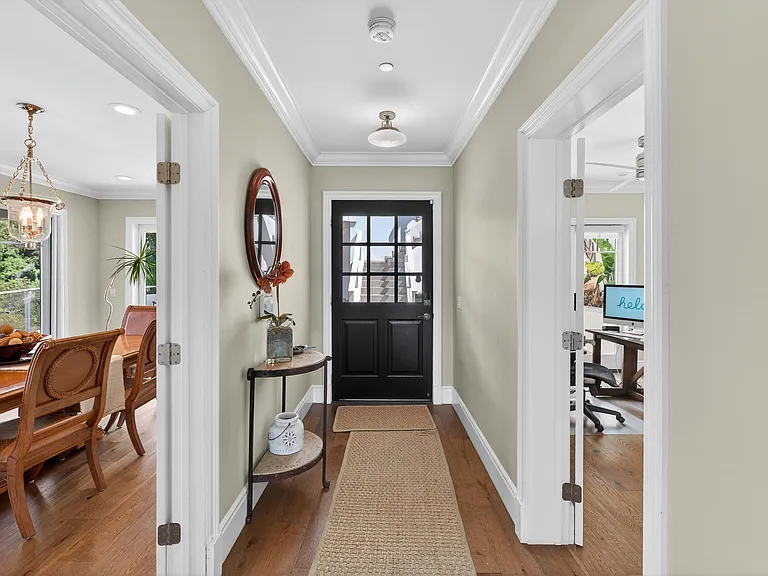 405 Blumont St — Photo 27