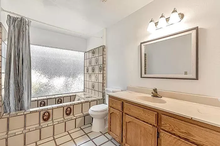 7024 Allenwood Ct — Photo 21