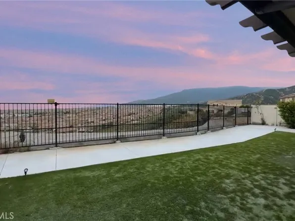 17857 Grapevine Ln, San Bernardino, CA 92407