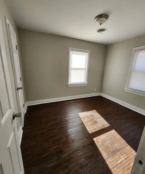 115 Wootton Rd — Photo 7