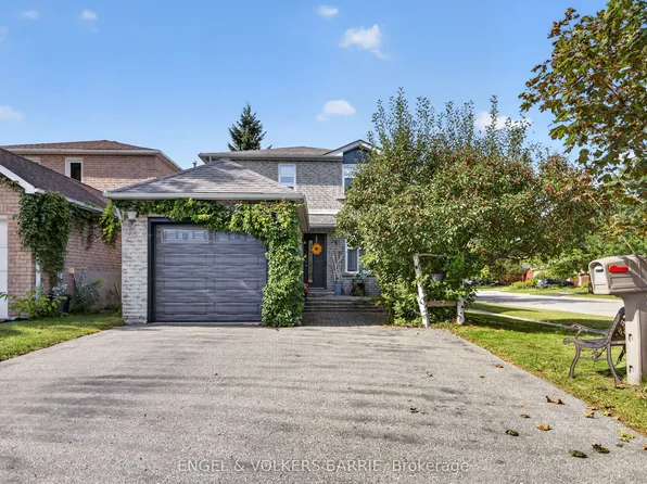 78 Wallace Dr, Barrie, ON L4N 7E1