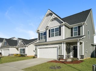 801 Lakemont Dr, Clayton, NC 27520