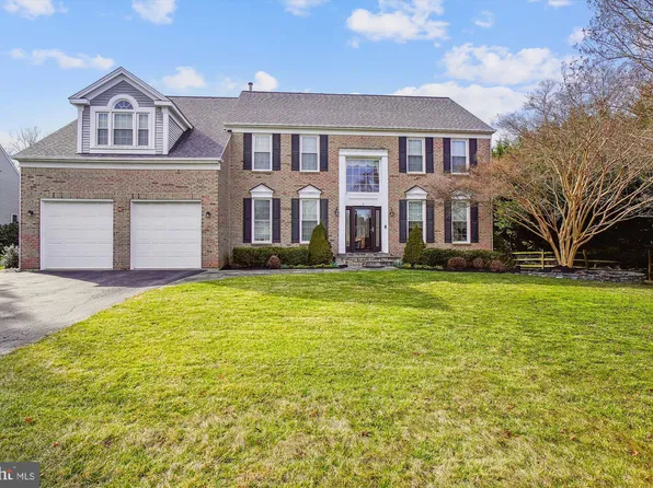 5 Selby Ct, Poolesville, MD 20837