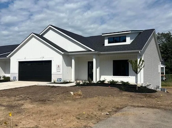 6704 Sheldon Crossing Dr #45, Hudsonville, MI 49426