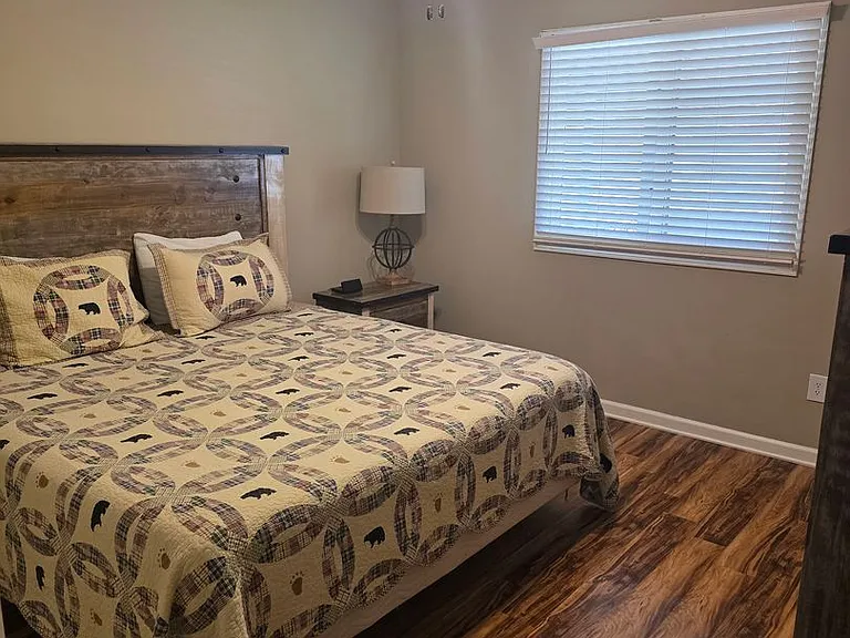 520 Briarcliff Way — Photo 4