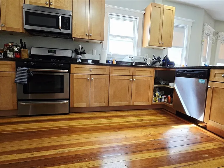 60 Bristol Rd #1 — Photo 1