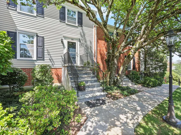 108 Greenwich Hills Dr #108, Greenwich, CT 06831
