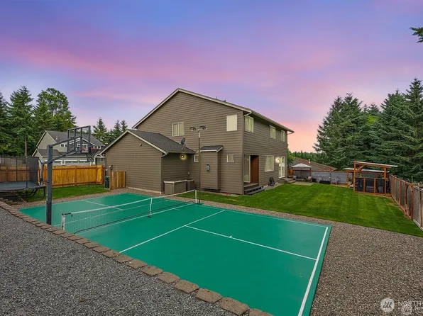19537 207th Street Ct E, Orting, WA 98360