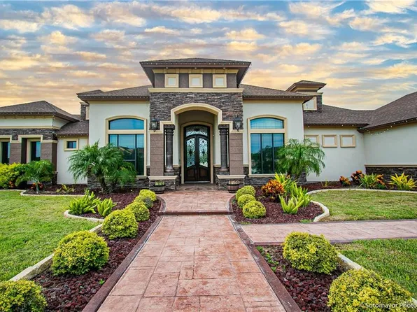 104 Loma Blanca St, La Joya, TX 78560