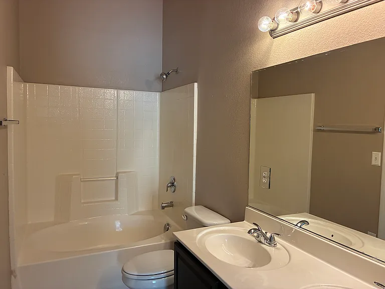 2753 Fountain Ridge Ln — Photo 27