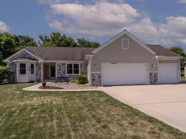 W234N7635 Grey Moss COURT, Sussex, WI 53089