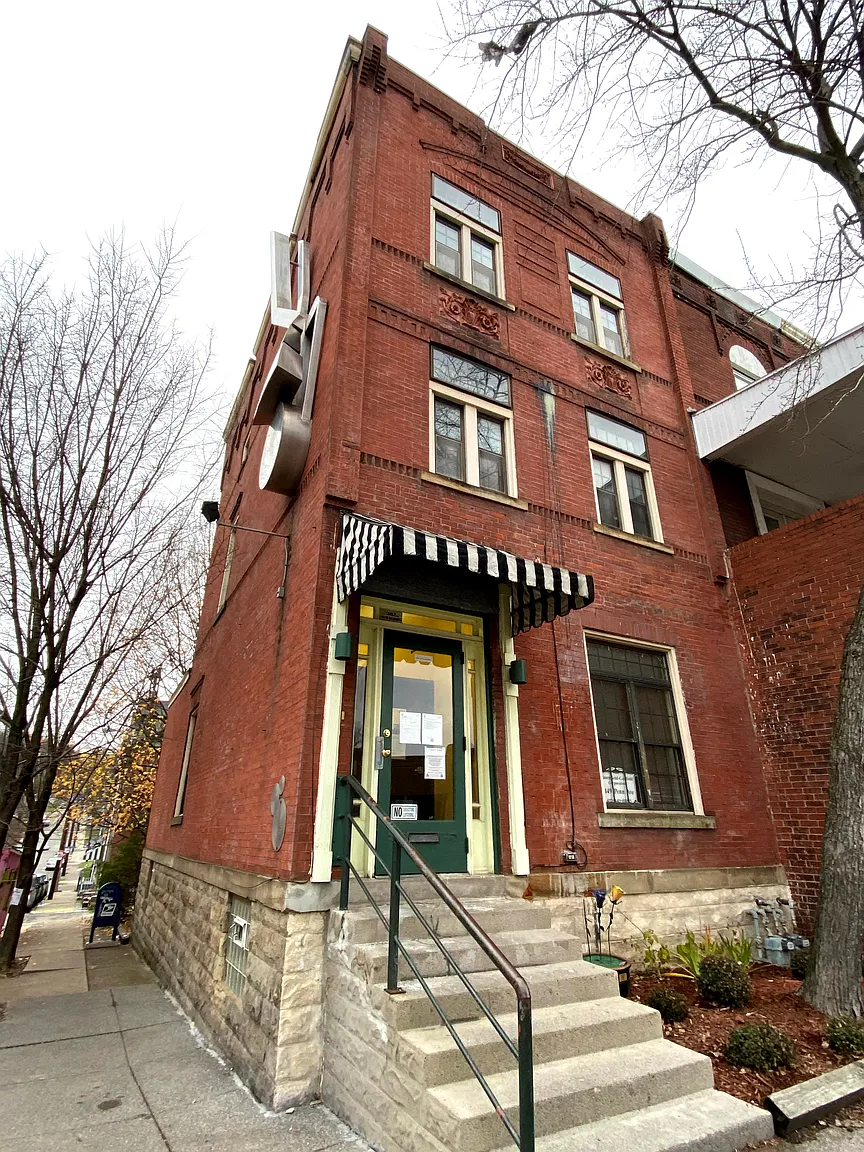 5149 Penn Ave photo 1