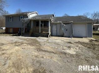 1160 Greenhill Rd, Eldorado, IL 62930