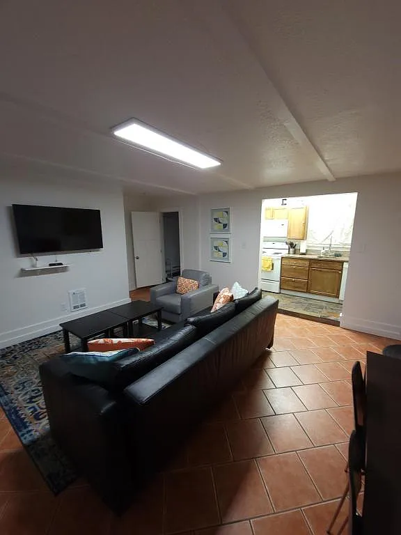 1601 N 12th St Apt 5 — Photo 4