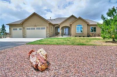 Great ranch style home on 5 fenced acres