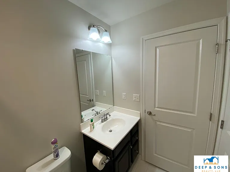 2033 Elm Tree Ct #1 — Photo 17