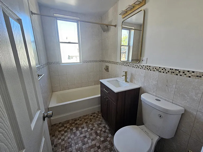 317 William St #1B — Photo 12