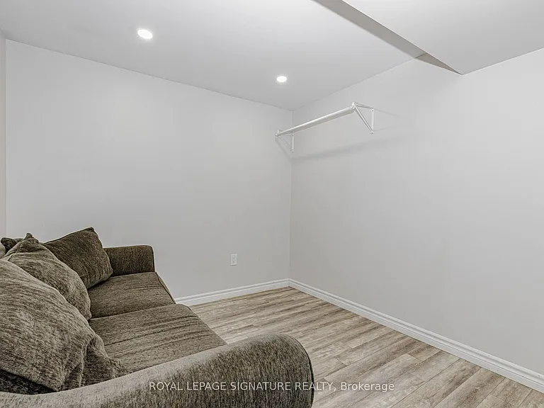 101 Hullrick Dr #BASMENT — Photo 18