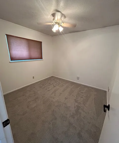 2614 E Richmond St — Photo 11