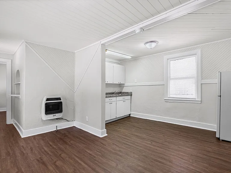 1306 Carr Ave — Photo 10