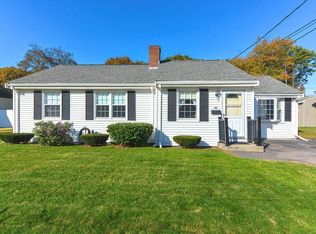 33 Richland Rd, Norwood, MA 02062