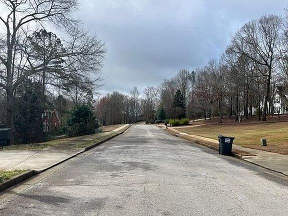 4th image of 9007 River Bend Ct