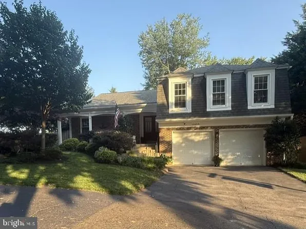 13459 Stream Valley Dr, Chantilly, VA 20151