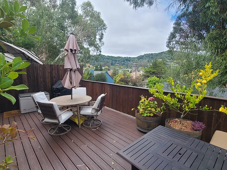 50 Mariner Green Dr — Photo 7