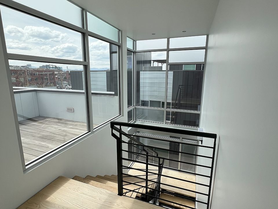Fourth floor landing