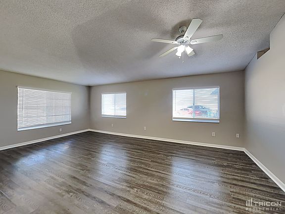 3rd image of 30944 Midtown Ct