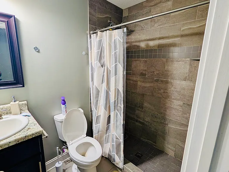 745 Inver Ln — Photo 17