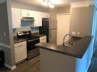 1422 Loch Lomand Dr, Greenville, SC 29615