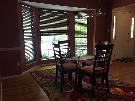 4th image of 10910 Leighton Ct
