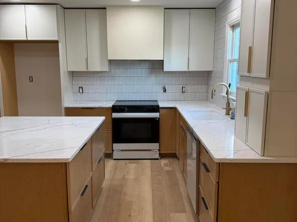 3226 Powhatan Rd, Clayton, NC 27527