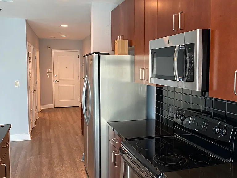 44 Peachtree Pl NW #16 — Photo 6