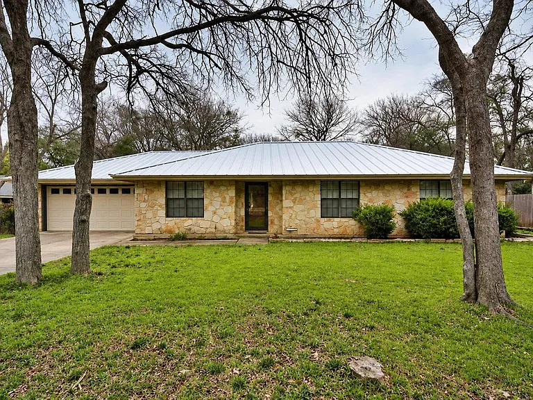 4313 E Cordoba Cir — Photo 1