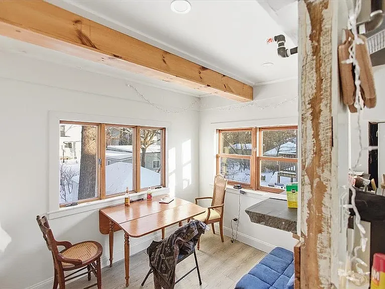 Sunroom / Dining Room