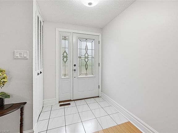3rd image of 2066 Brant St #2