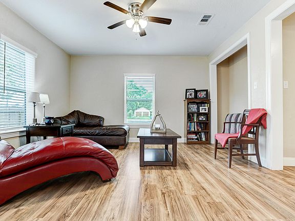4th image of 5415 Avenue N N