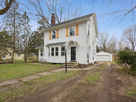 3rd image of 2237 Brook Dr