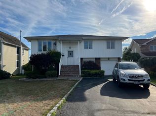 172 Bellmore Rd, East Meadow, NY 11554