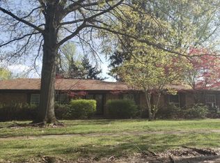 114 Lighthorse Dr, Chesterfield, MO 63017
