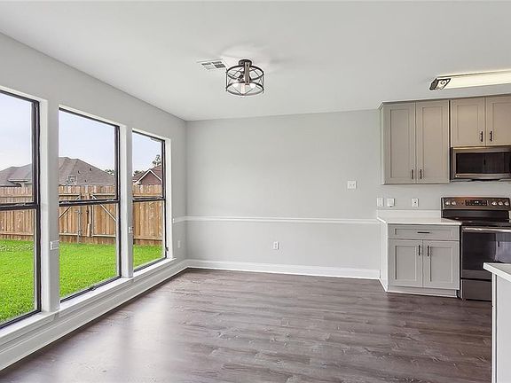 5th image of 2612 Daniel Ct