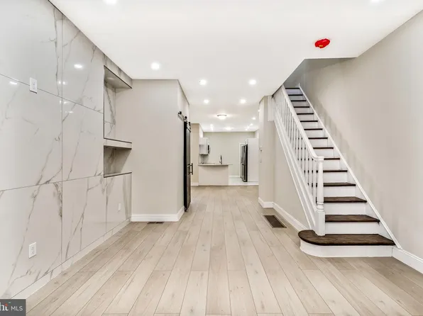 1039 S 54th St, Philadelphia, PA 19143