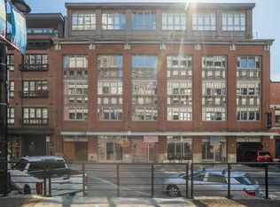 1072 Hamilton St #401, Vancouver, BC