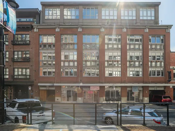 1072 Hamilton St #401, Vancouver, BC V6B 2R9